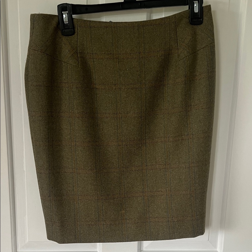 Dubarry of Ireland Olive Tweed Pencil Skirt